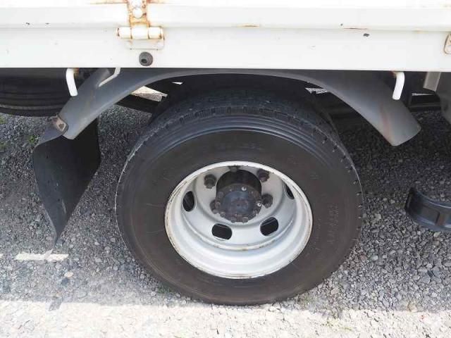 MITSUBISHI FUSOU FIGHTER 2011 Image 31