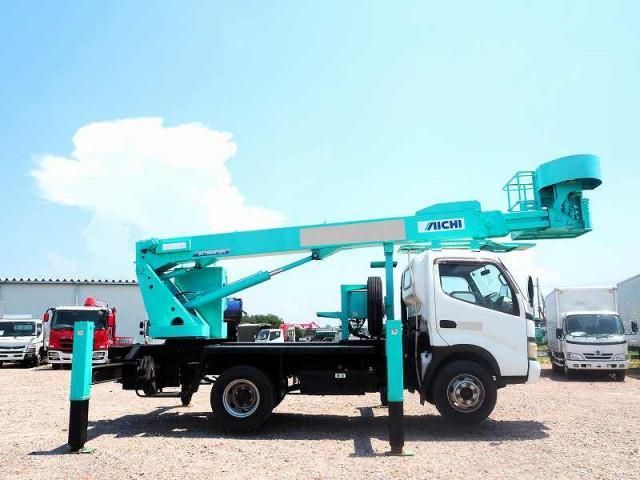 HINO DUTRO 2005 Image 31