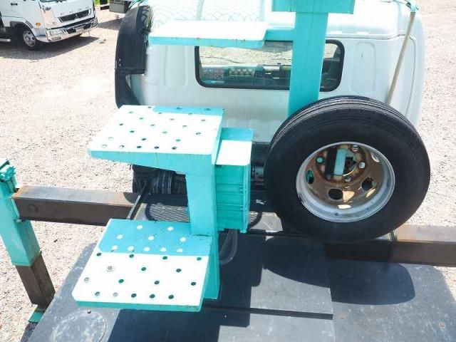 HINO DUTRO 2005 Image 31