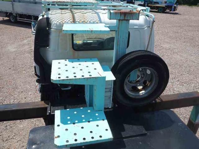 HINO DUTRO 2005 Image 31