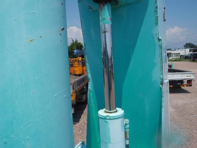 HINO DUTRO 2005 Image 31