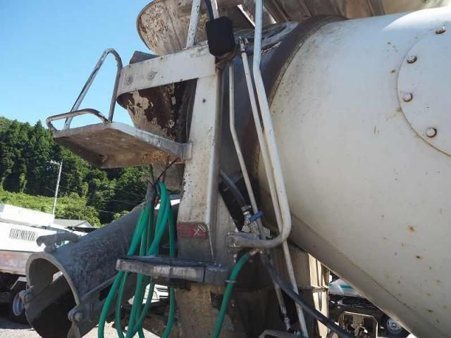 HINO DUTRO 2016 Image 31