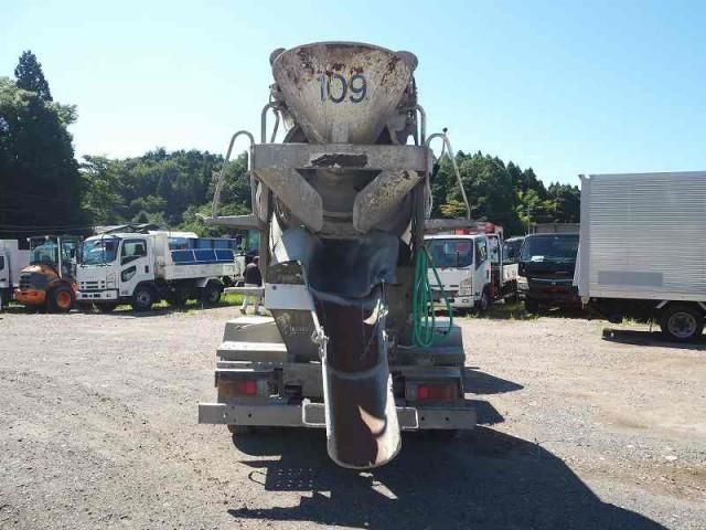 HINO DUTRO 2016 Image 31