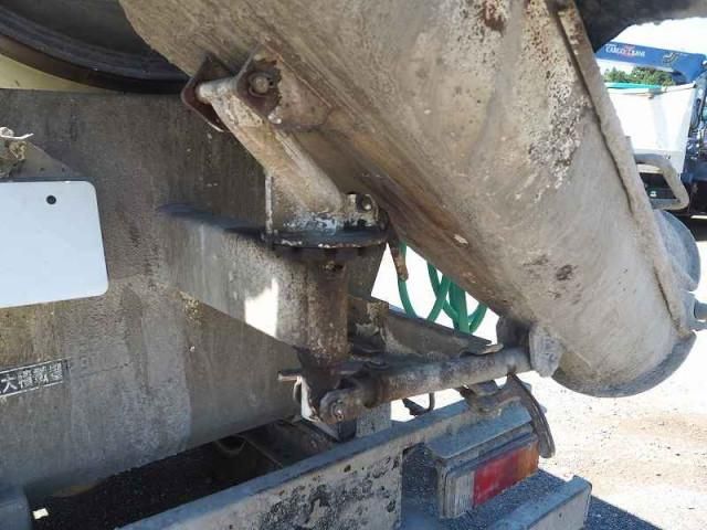 HINO DUTRO 2016 Image 31