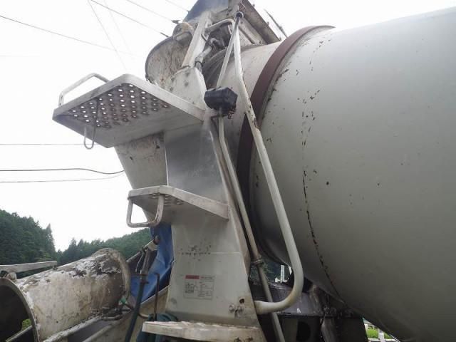 MITSUBISHI FUSOU FIGHTER 2015 Image 31