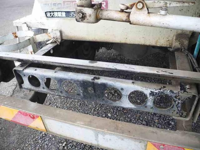 MITSUBISHI FUSOU FIGHTER 2015 Image 31