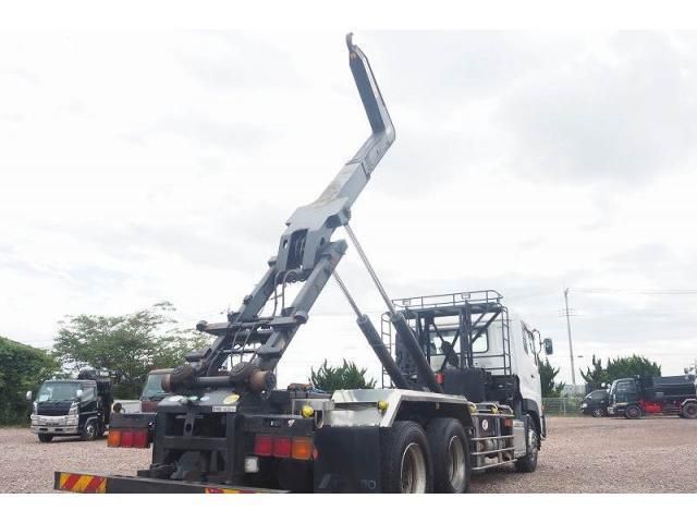 NISSAN DIESEL QUON 2013 Image 31