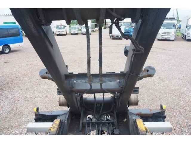 NISSAN DIESEL QUON 2013 Image 31