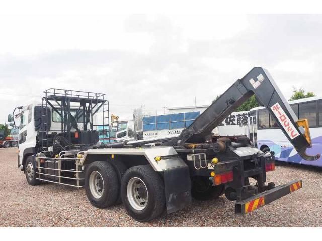 NISSAN DIESEL QUON 2013 Image 31