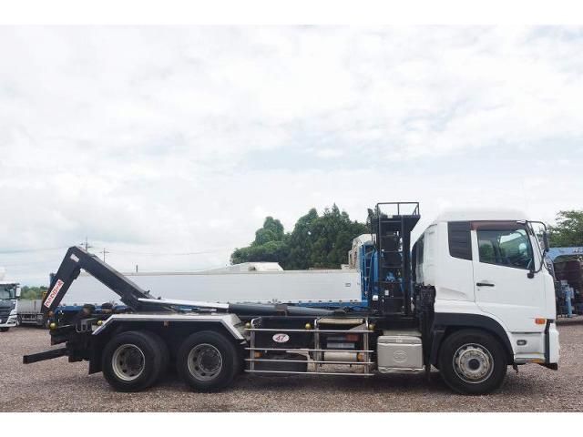 NISSAN DIESEL QUON 2013 Image 31