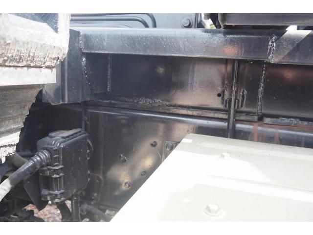 NISSAN DIESEL QUON 2013 Image 31