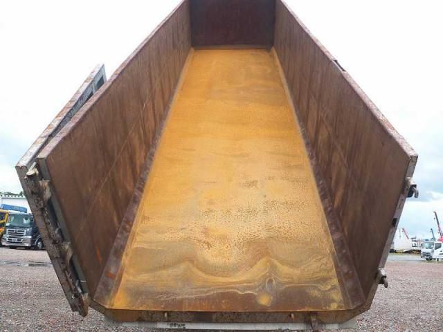 HINO PROFIA 2009 Image 31