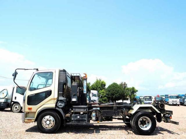 MITSUBISHI FUSOU FIGHTER 2011 Image 31