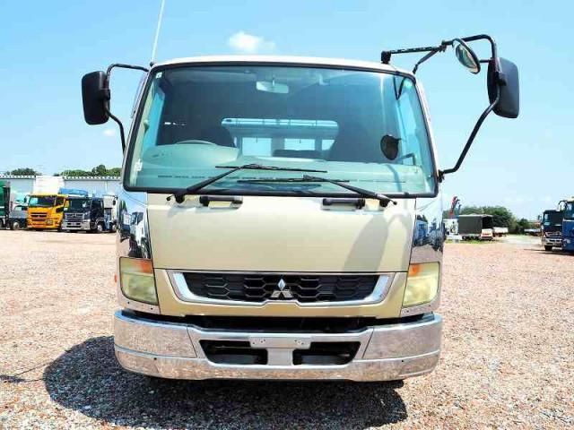 MITSUBISHI FUSOU FIGHTER 2011 Image 31