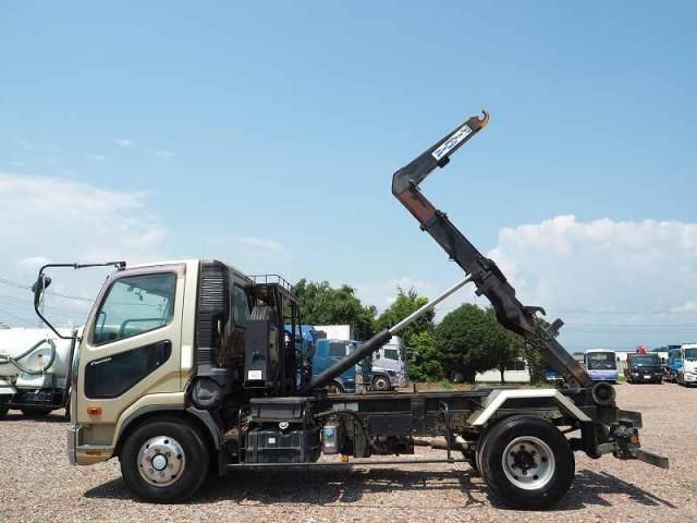 MITSUBISHI FUSOU FIGHTER 2011 Image 31