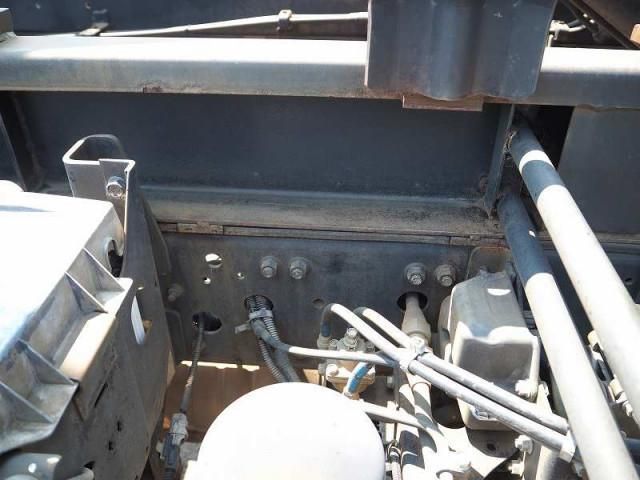 MITSUBISHI FUSOU FIGHTER 2011 Image 31