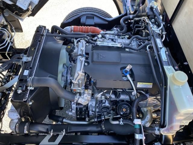 MITSUBISHI CANTER 2024 Image 31