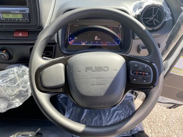 MITSUBISHI CANTER 2024 Image 31