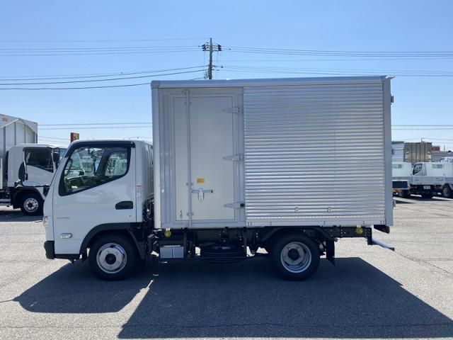 MITSUBISHI CANTER 2024 Image 31
