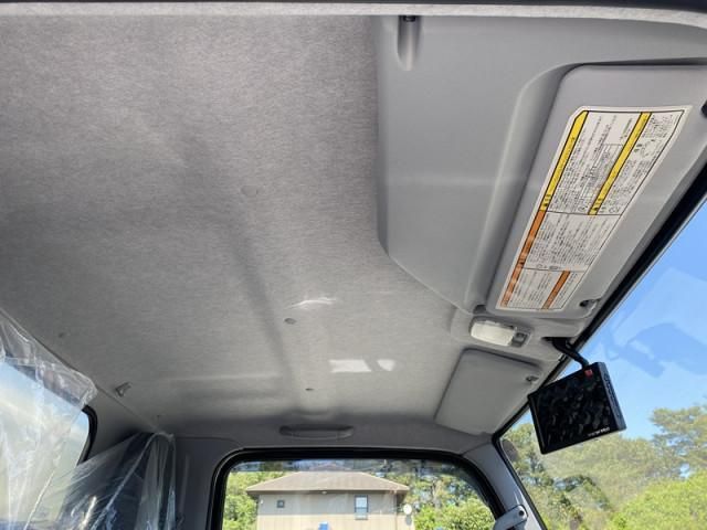 MITSUBISHI CANTER 2024 Image 31