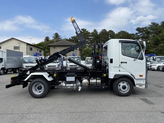 MITSUBISHI FUSOU FIGHTER 2025 Image 31