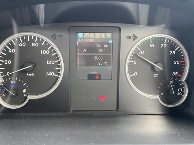 MITSUBISHI FUSOU FIGHTER 2025 Image 31