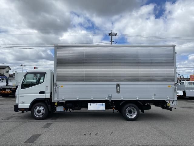 MITSUBISHI CANTER 2024 Image 31