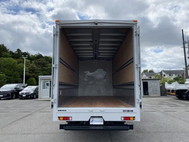 MITSUBISHI CANTER 2024 Image 31