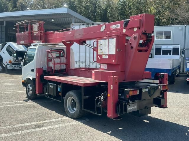 HINO DUTRO 2010 Image 31