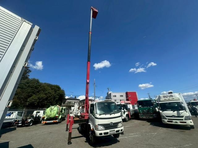 HINO DUTRO 2010 Image 31