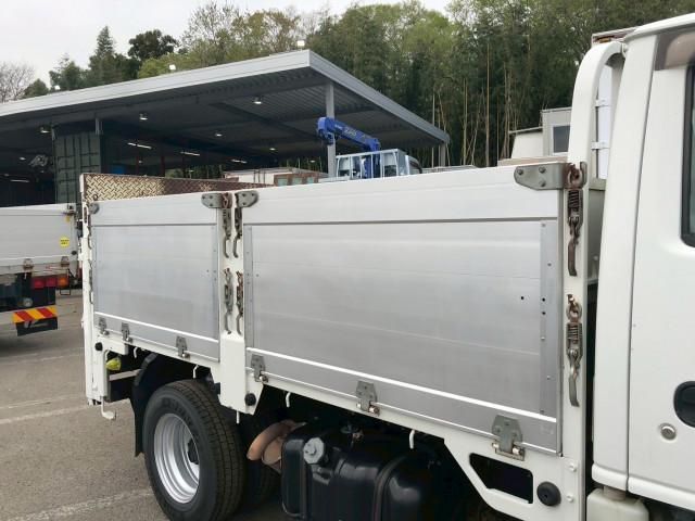 ISUZU ELF 2014 Image 31