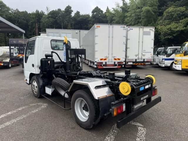 ISUZU ELF 2013 Image 31