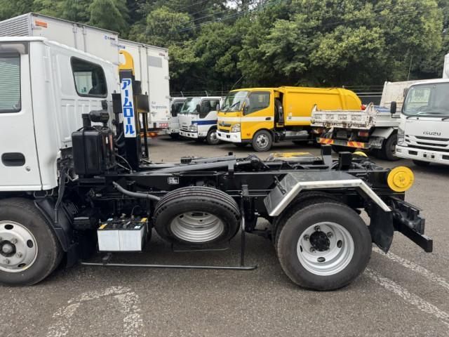 ISUZU ELF 2013 Image 31