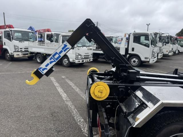 ISUZU ELF 2013 Image 31