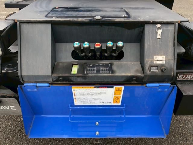 HINO DUTRO 2016 Image 31