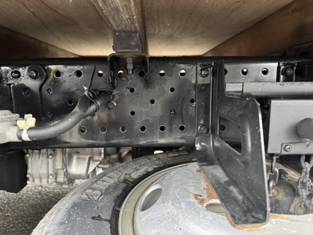 ISUZU ELF 2019 Image 31