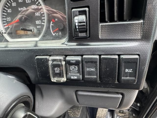 ISUZU ELF 2019 Image 31