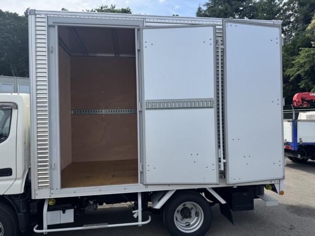 HINO DUTRO 2024 Image 31