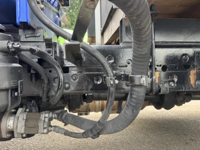 HINO DUTRO 2014 Image 31