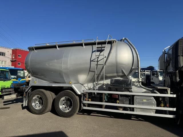 ISUZU GIGA 2012 Image 31