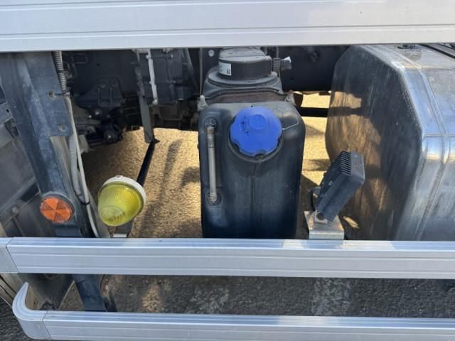 ISUZU GIGA 2012 Image 31