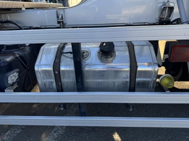 ISUZU GIGA 2012 Image 31