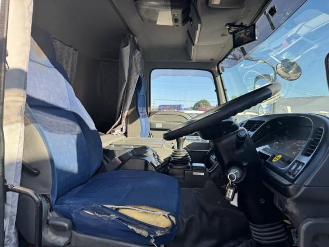 ISUZU GIGA 2012 Image 31