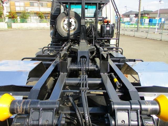 MITSUBISHI FUSOU FIGHTER 2017 Image 31