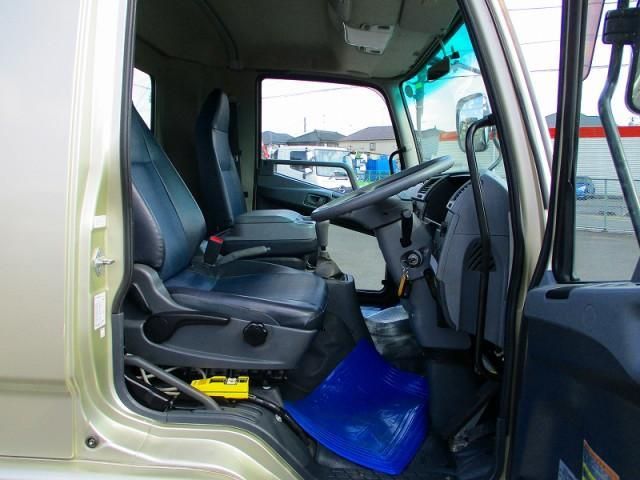 MITSUBISHI FUSOU FIGHTER 2017 Image 31