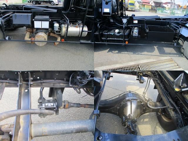 MITSUBISHI FUSOU FIGHTER 2017 Image 31