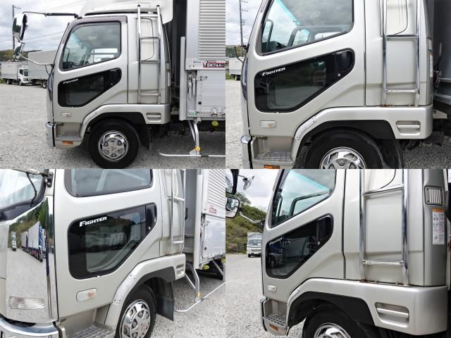 MITSUBISHI FUSOU FIGHTER 2007 Image 31