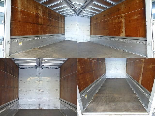 MITSUBISHI CANTER 2013 Image 31