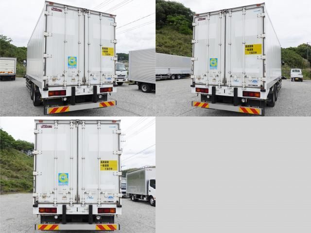 MITSUBISHI FUSOU FIGHTER 2009 Image 31