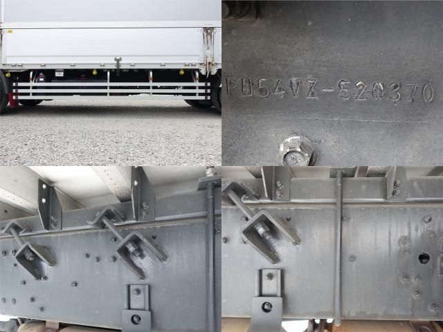 MITSUBISHI FUSOU SUPER GREAT 2012 Image 31